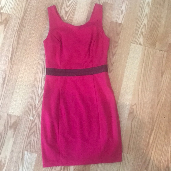 Dress - Picture 5 of 7